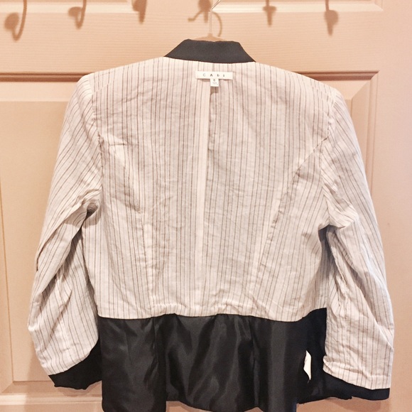 CABI Peplum Blazer with Cotton Lining💝 - Picture 6 of 8
